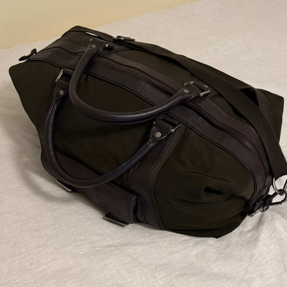 Banana Republic Travel Bag
